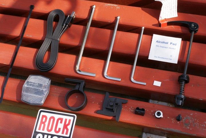 碳纤维4999,碳纤维车最便宜的车型