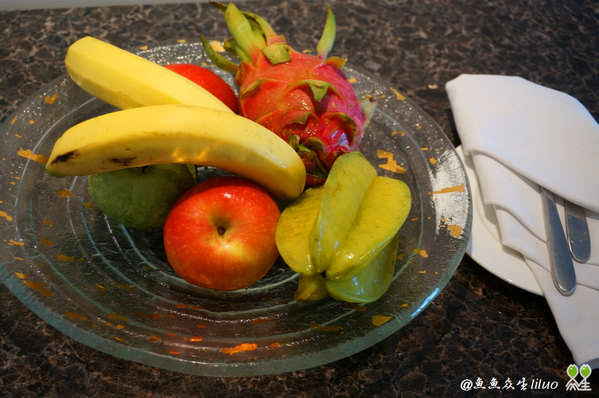 泡在三亚，一家度假酒店足以