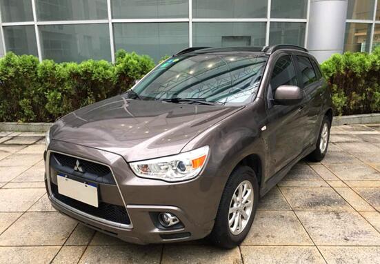 三菱劲炫新款9万,14万左右的劲炫