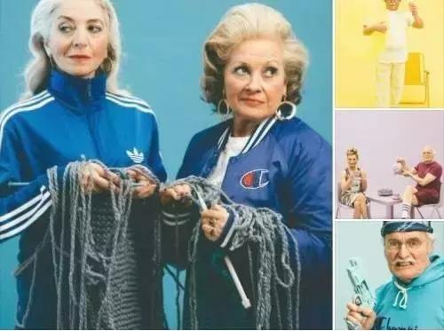 穿了一件很喜欢的卫衣,champion卫衣连帽和圆领