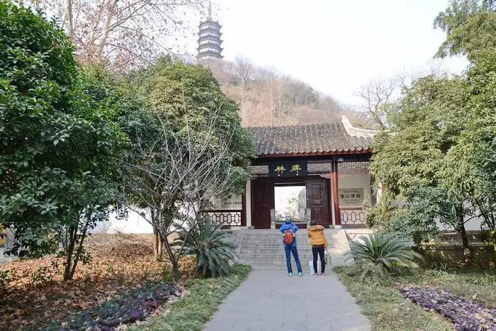 焦山书藏：江心岛上的藏书之所（下）韦力撰