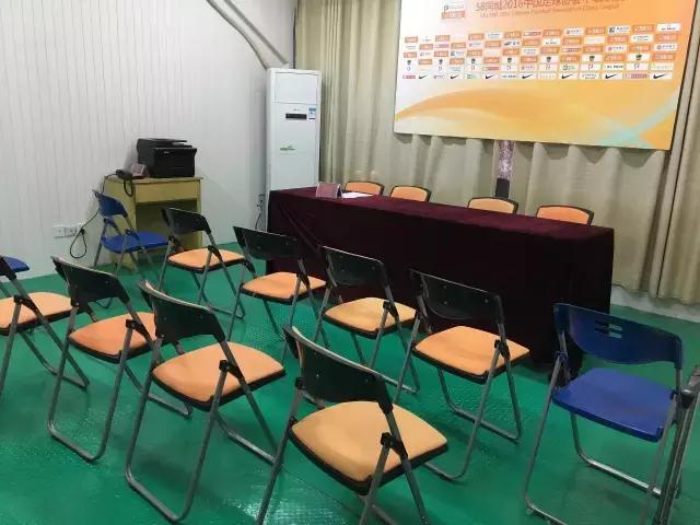 鏉冨仴鍥炲綊涓诲満瀹屾暣瑙嗛,鏉冨仴鑳藉惁鎹嶅崼涓诲満鎸藉洖棰滈潰