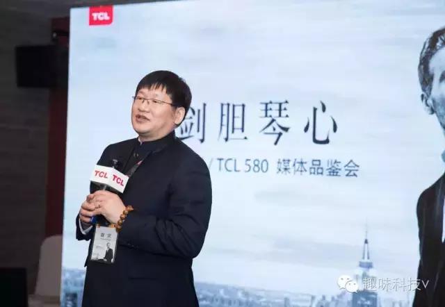 既懂商务又有颜值，还不快到碗里来？