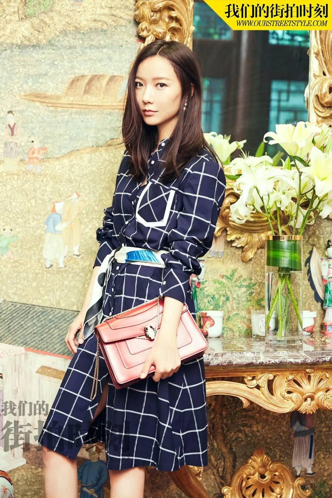 街拍时尚大方显年轻气息,王珞丹街拍