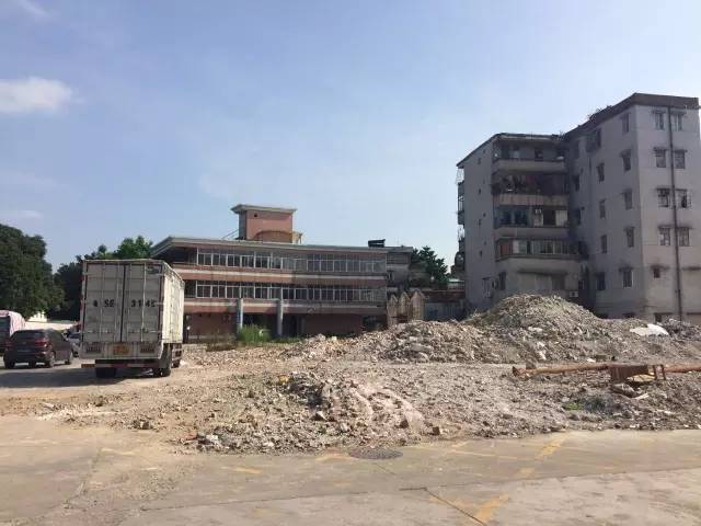 再看一眼！让我们道别守护东莞128年的“红楼”