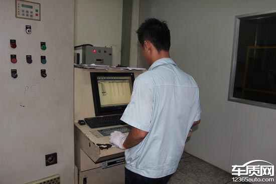 普利司通轮胎出现裂纹图片,普利司通动力侠龟裂解决了吗