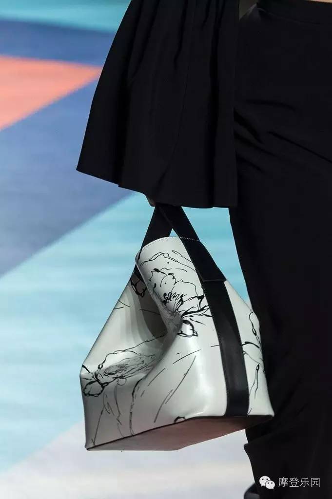 明年的买包配额，就在这30款最新美包中产生啦