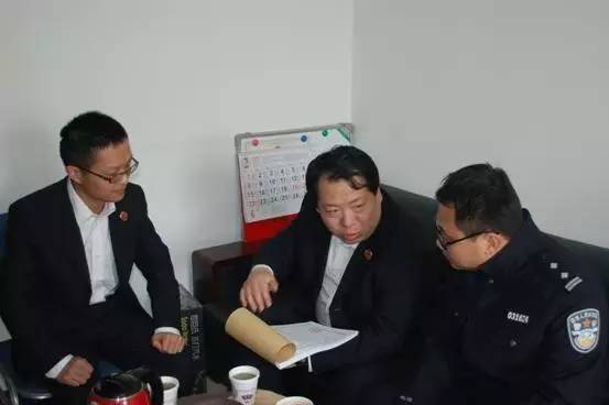 检察院还有警察吗,还有小检察院吗