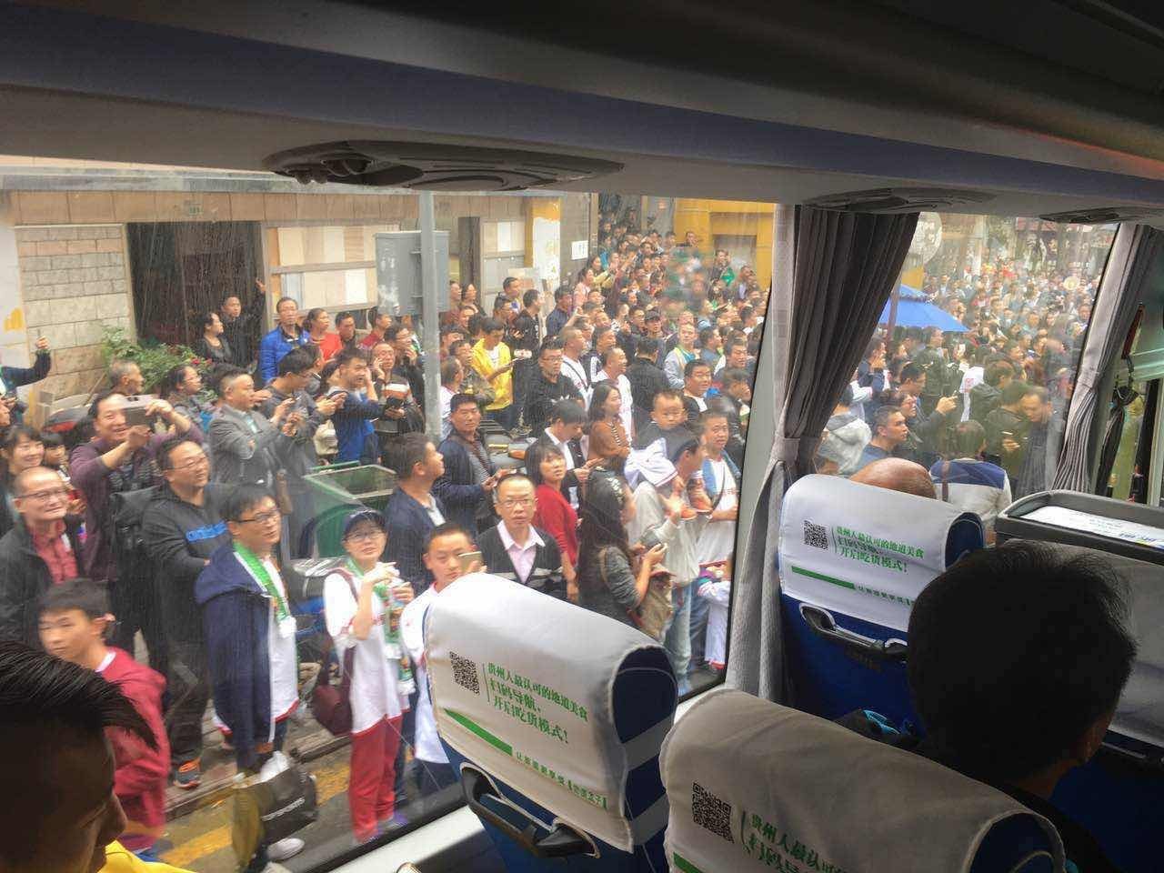 先胖不胖后胖压塌炕,热烈庆祝天津权健足球队冲超成功