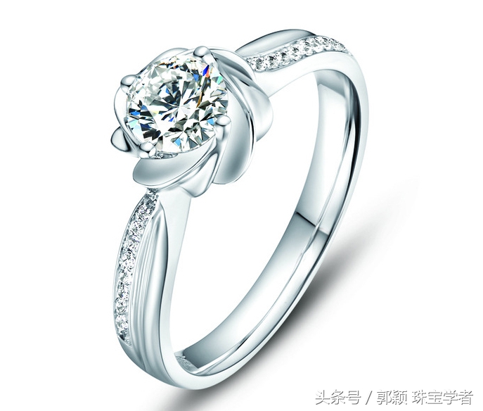 50分钻戒用铂金还是18k做戒托合适,钻戒戒托选18k黄金和18k白金