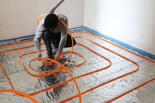 水地暖和电地暖使用哪个更好一点,水地暖和电地暖哪个较好