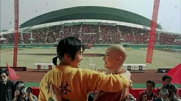 少林足球周星驰和吴孟达自我介绍,周星驰和吴孟达功夫足球