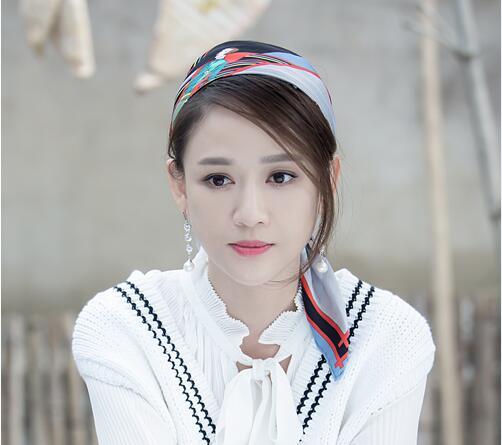 一字眉美女高清,美瞳清纯美女