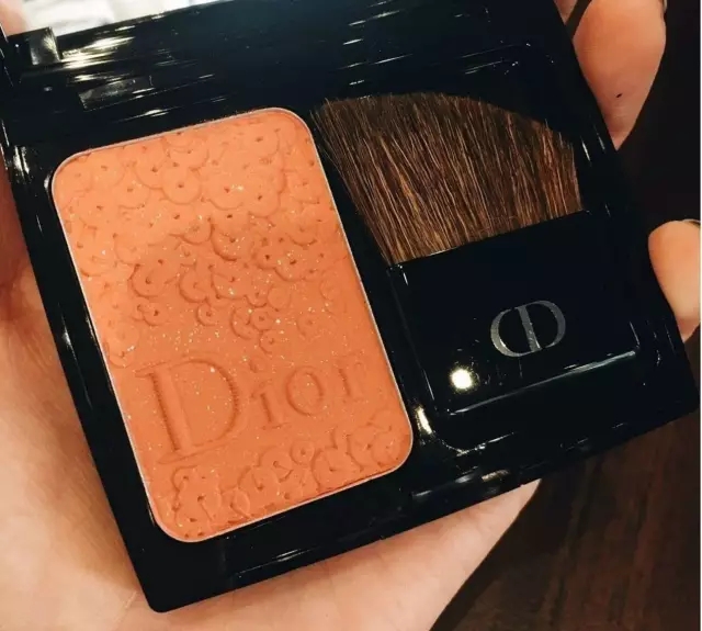 除了ysl星辰口红，还有哪些圣诞限定值得入手！（欧美彩妆篇）