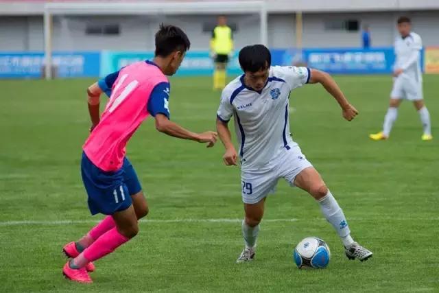 挑战国足的视频,丽江足球有多厉害