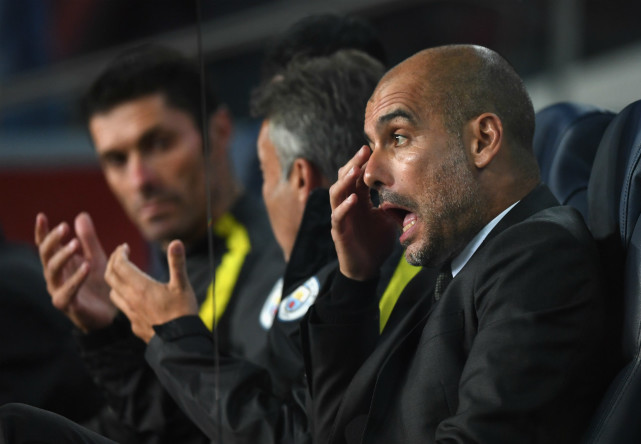 布拉沃三次扑救拯救巴萨,布拉沃欧冠小组赛对巴萨