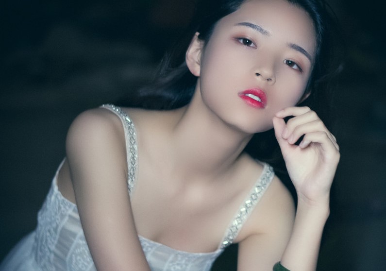 小说：小猫咪是社交天才，竟结交了很多朋友，能组建一个足球队