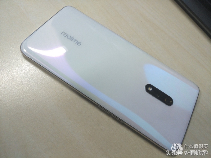 realmex真机欣赏,realmex性价比最高的千元机
