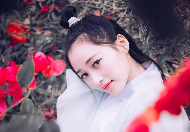 小说为了赚钱去工作,小说想赚钱结果一直亏