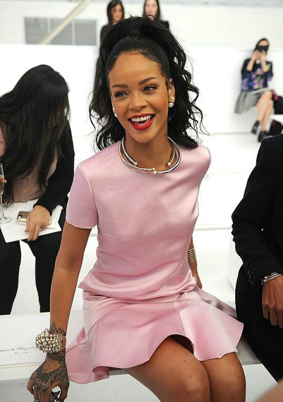 一双美腿价值百万美金，身价高达110亿，其中91亿靠卖内衣？