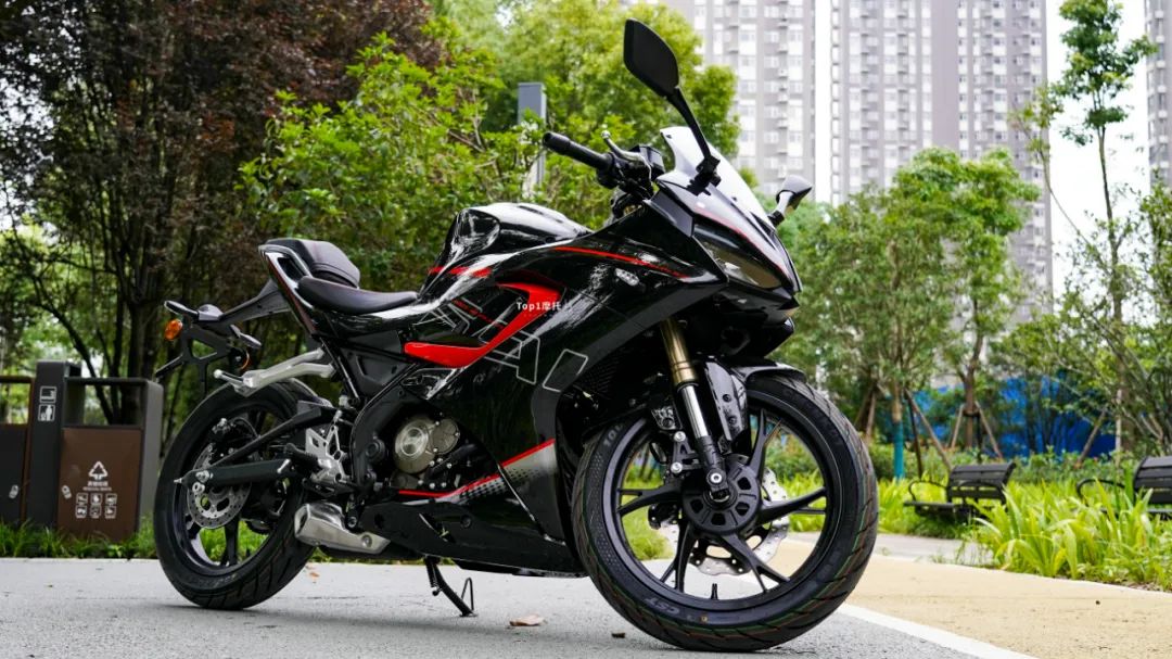 qjmotor赛150怎么样,qjmotor150踏板