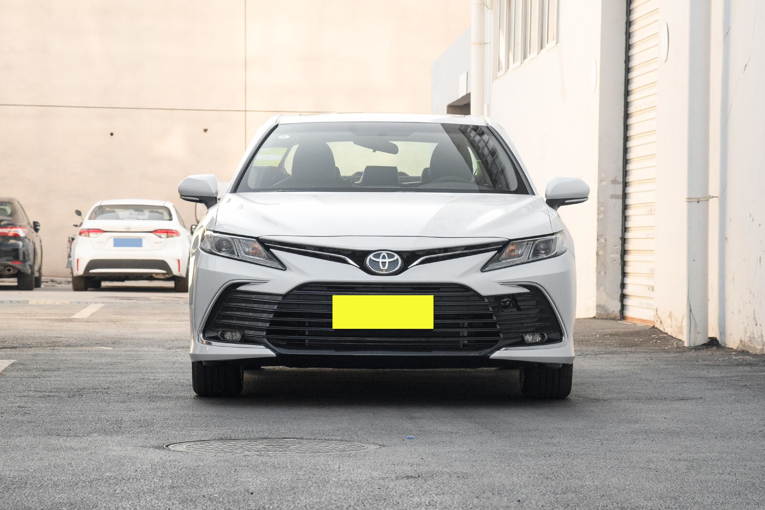 丰田雷凌185tcvt豪华版高速油耗,2.5自吸8at的车丰田凯美瑞