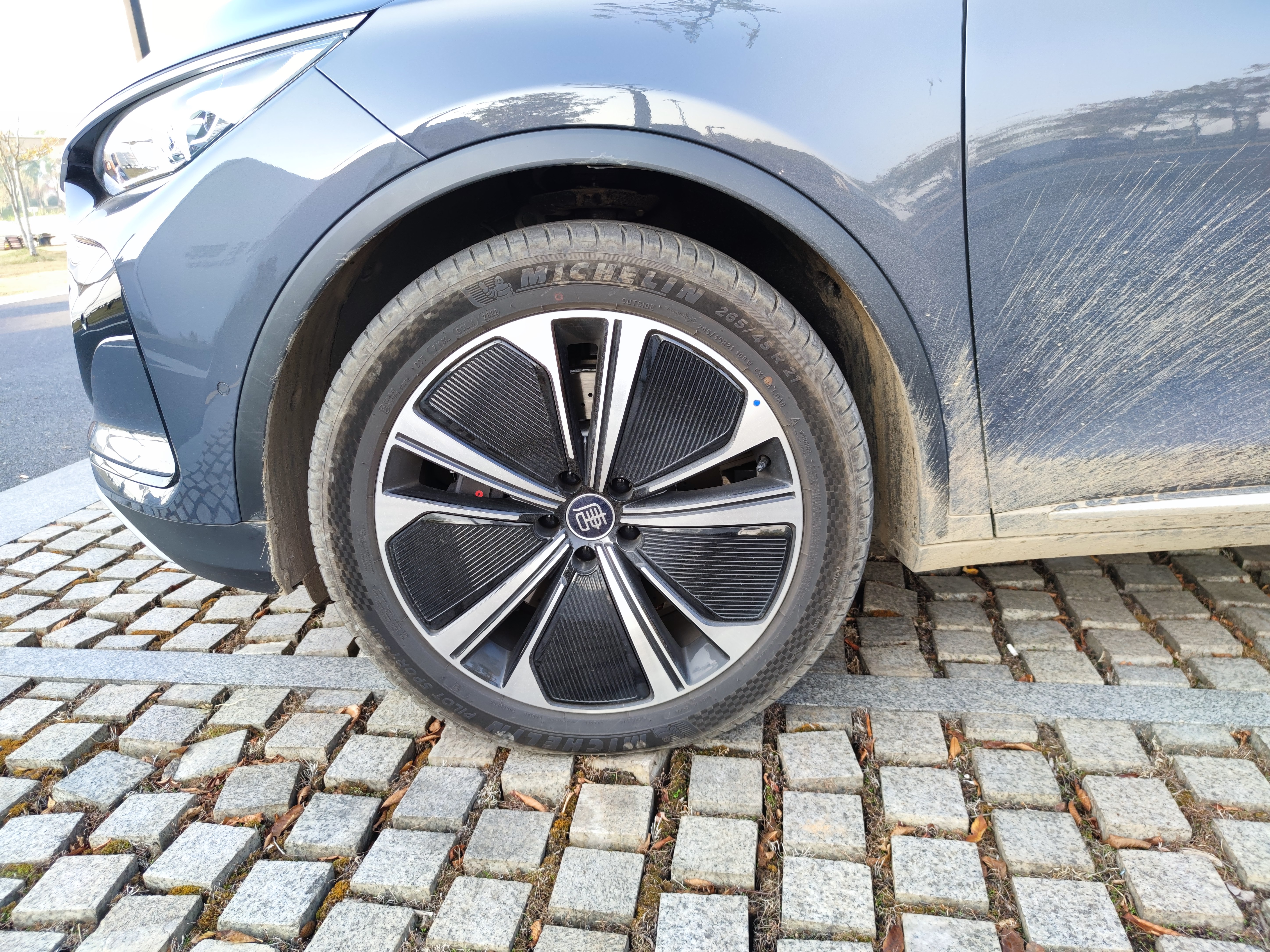 别再把胎压调成2.5了,胎压打到多少能一直保持在2.5