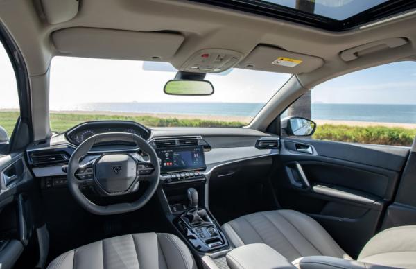 速腾和新408哪个车身结构更安全,新标致408对比速腾驾驶感受