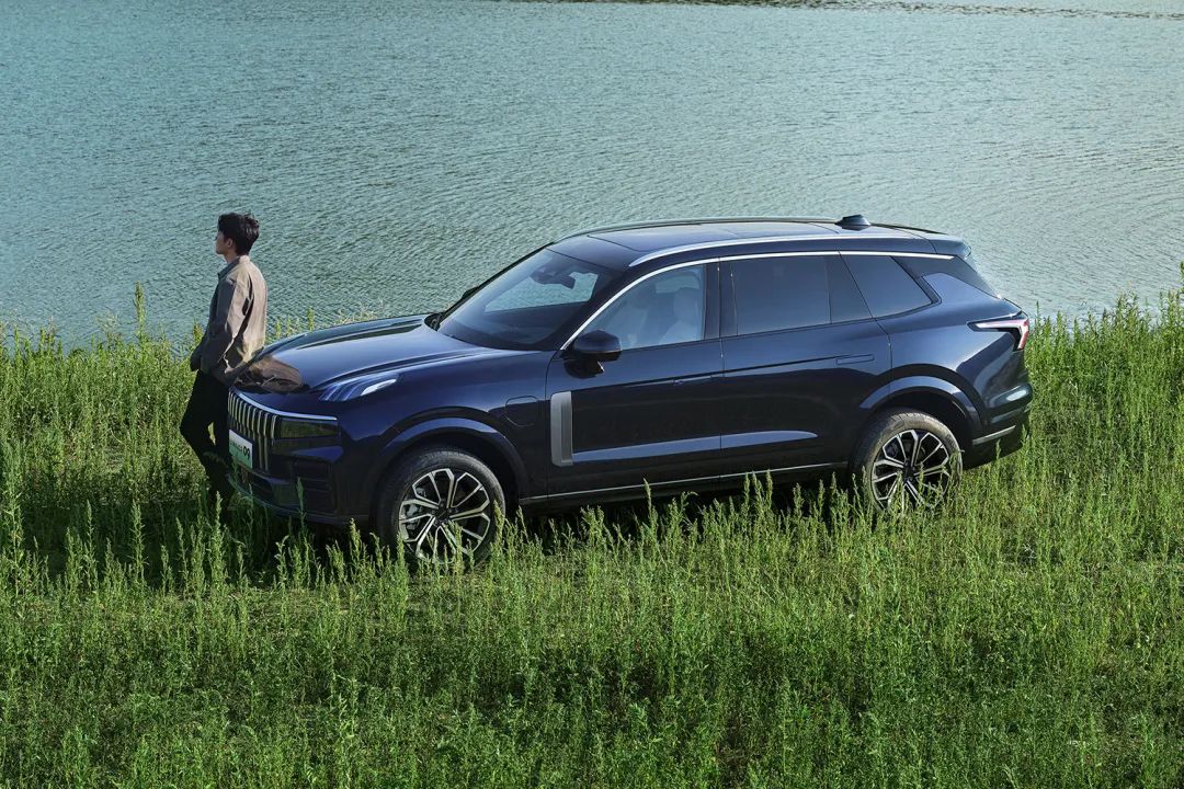 公路坦克全尺寸suv,公路坦克最新款