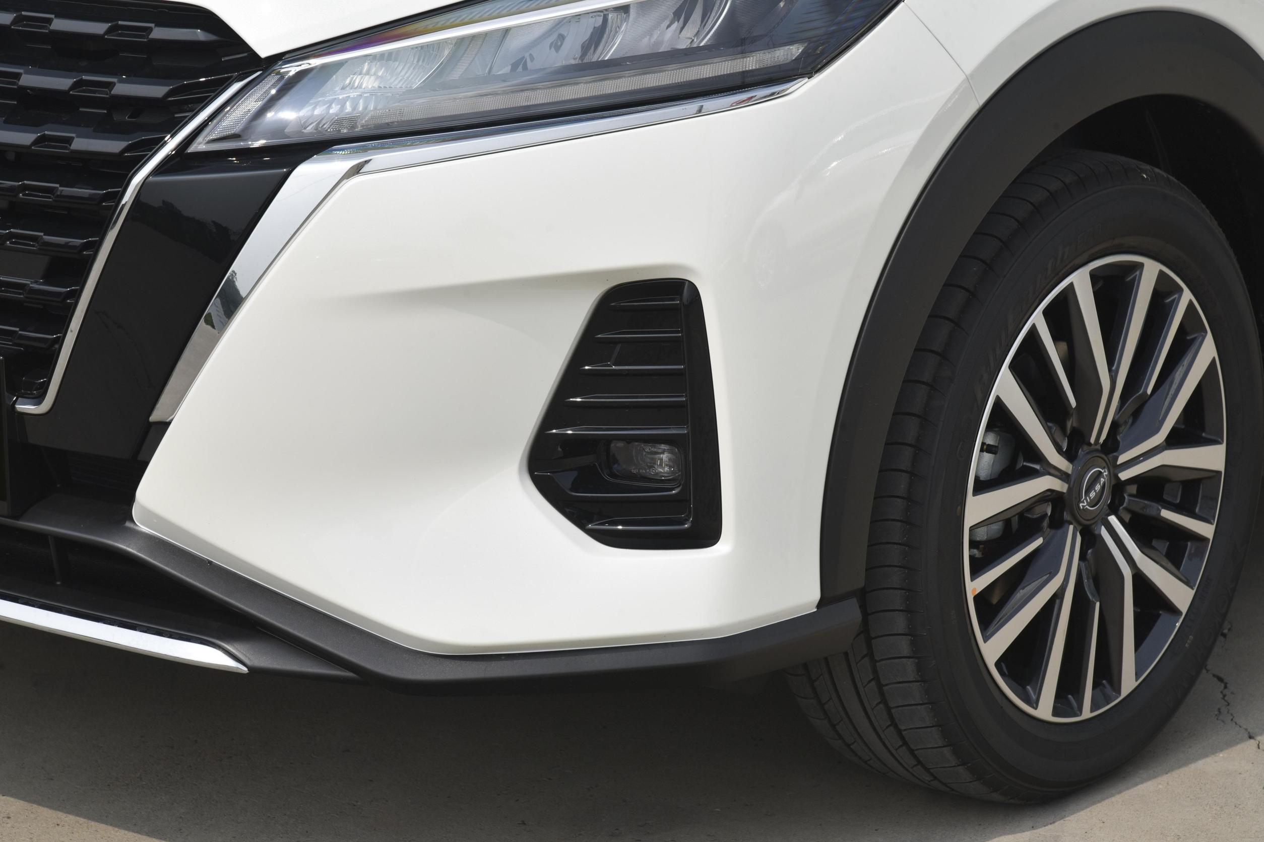 日产劲客和本田xrv哪个好,日产劲客对比新款三菱劲炫