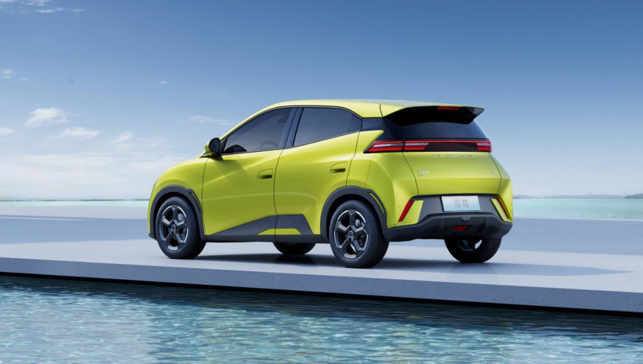 家用省油代步汽车推荐一下车型,五万代步车推荐性价比最高新能源