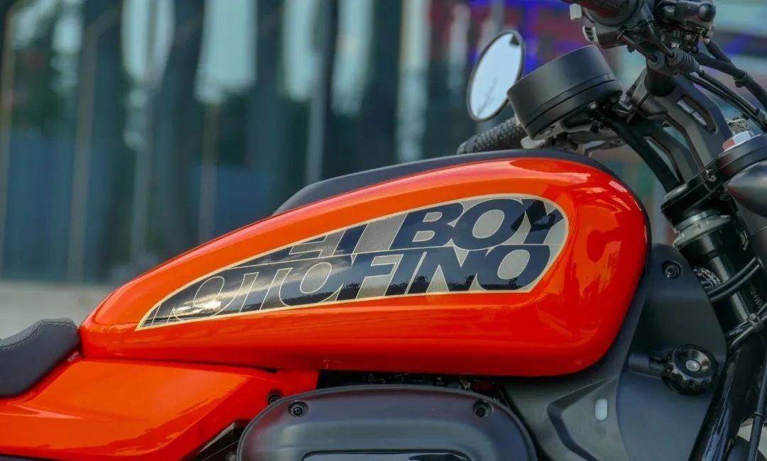 23980元，摩托菲诺·小马发布，外观山寨哈雷动力来自钱江