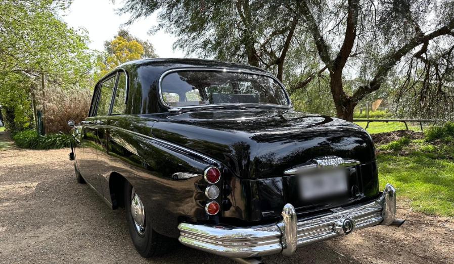 澳洲市场那些最古怪新奇的豪华加长车，前英女王座驾也在其中？