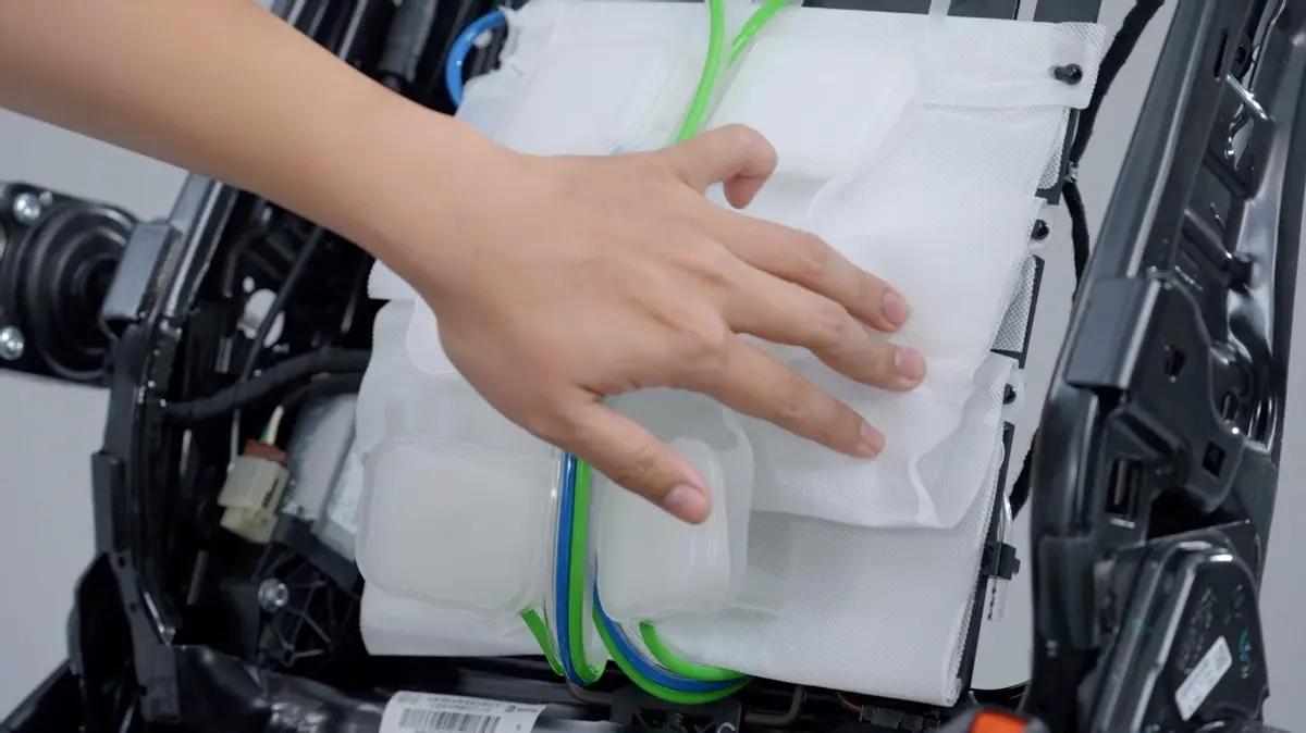 大众威然拆车测评,威然底盘拆解大飙车