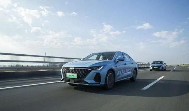 奇瑞风云a8是混动还是插混,奇瑞风云a8新款