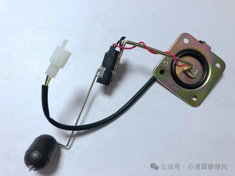 为什么摩托车油表不准,摩托车油量为什么没汽车准