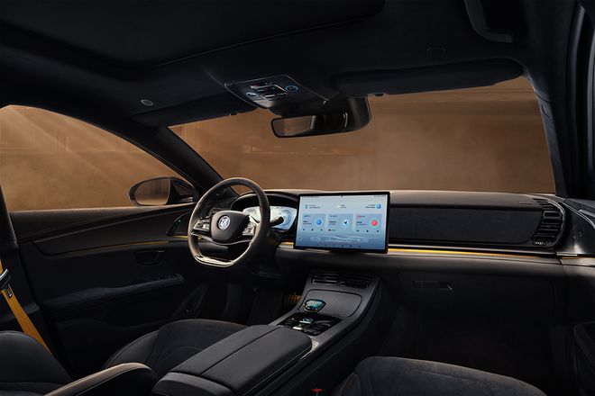 比亚迪汉dm-i冠军版冬季驾驶体验,比亚迪汉dmi242km旗舰型细节测试