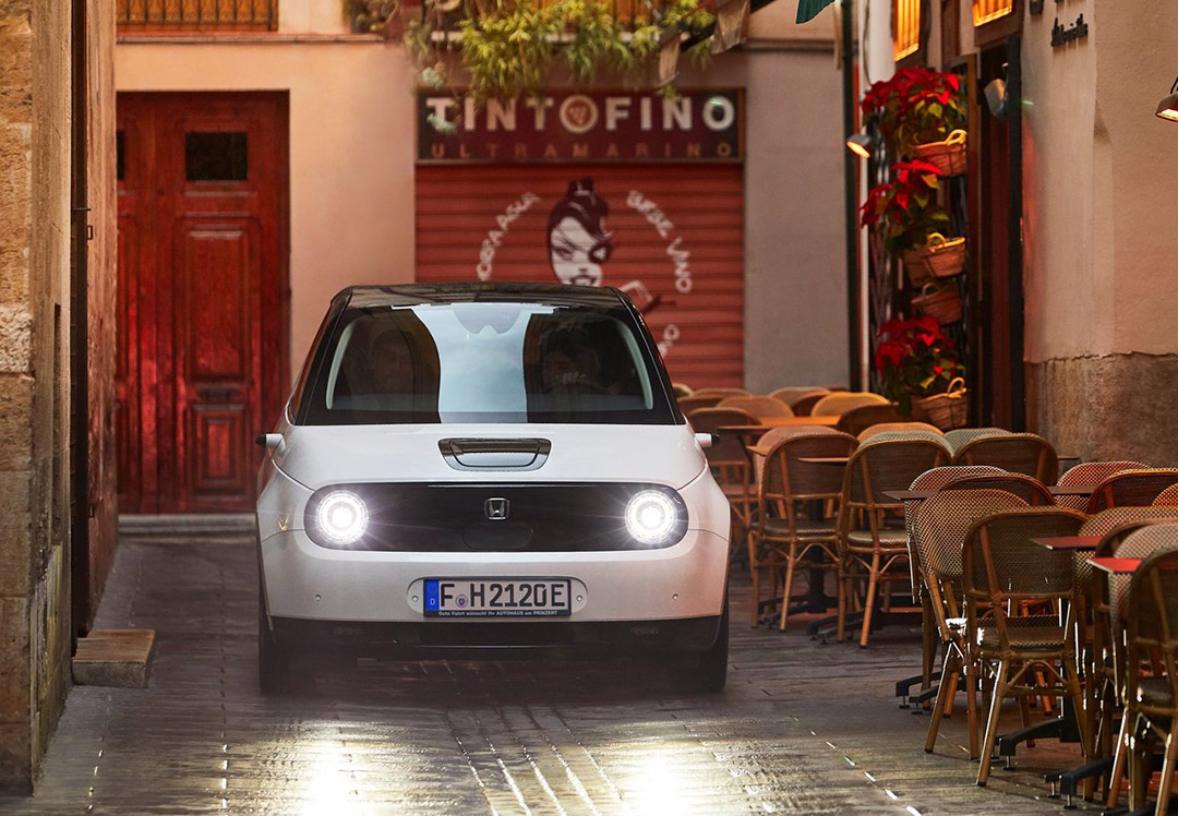 sakura2020,高科技mini五菱电动小车