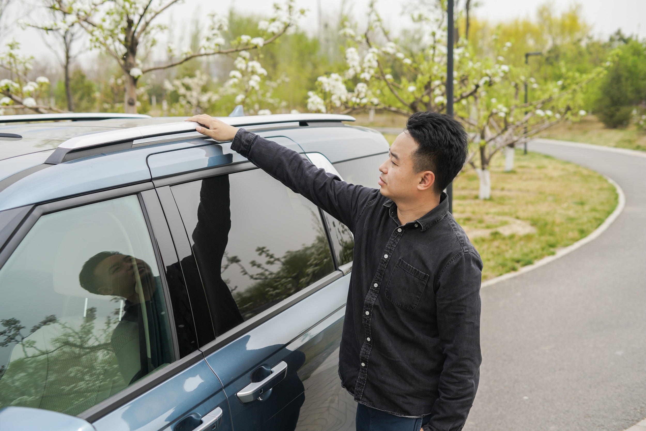 上班代步偶尔短途旅行的suv,起亚嘉华市区代步合适吗