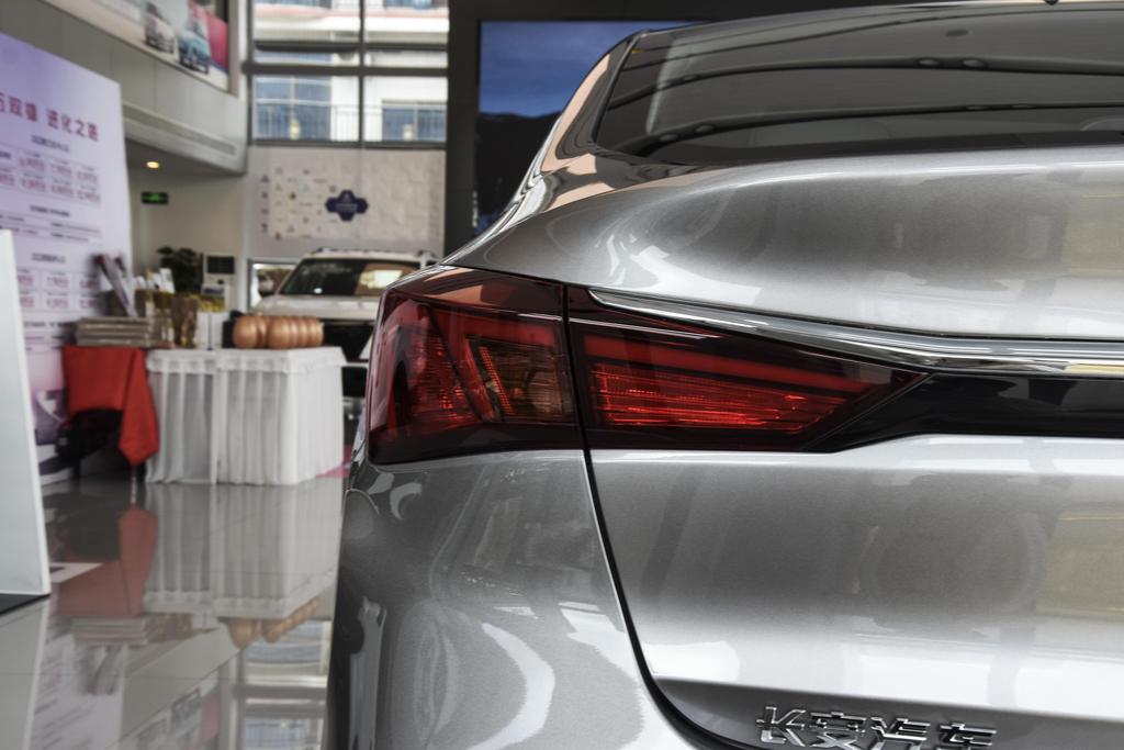 逸动高能版自适应巡航,逸动高能版内饰功能