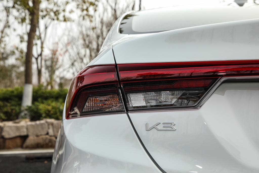 试驾起亚新k3,1.6起亚k3动力怎么样