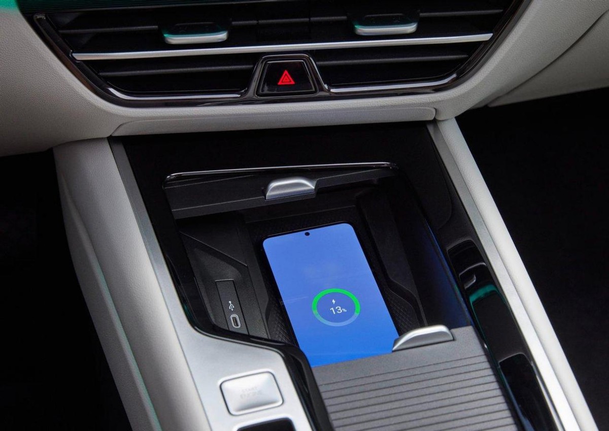 大众passat什么时候换代,好看新一代大众passat官图发布