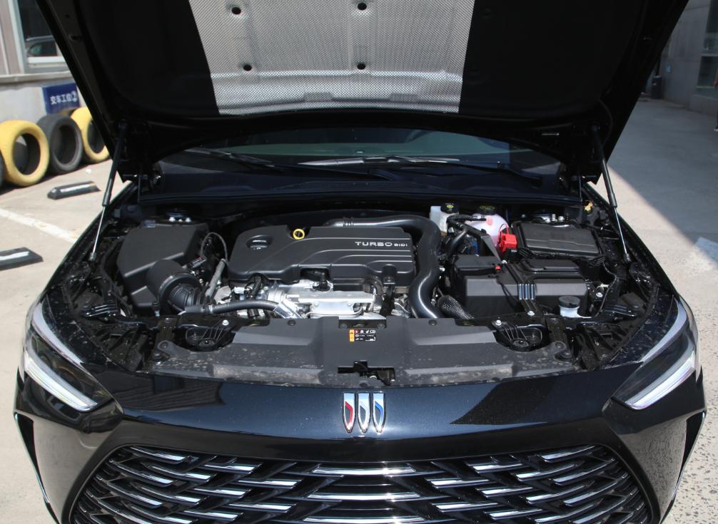 别克君威落地价降价7万,别克君威2023降价后最新款落地价