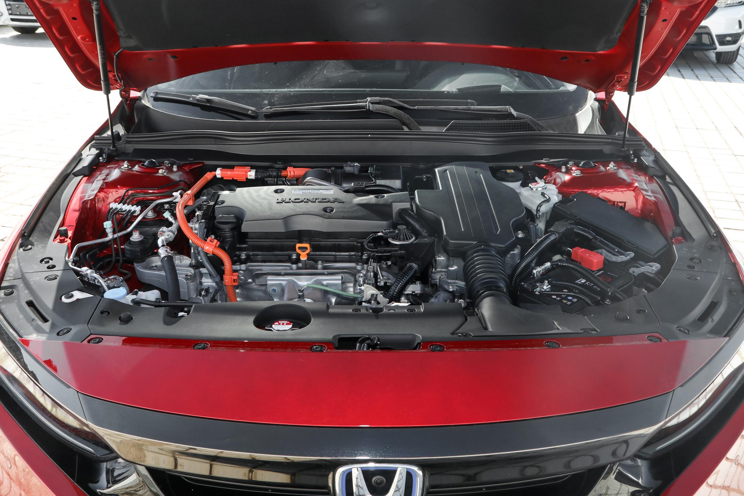 本田雅阁2023年2.0t油耗怎么样,雅阁油电混动真实油耗