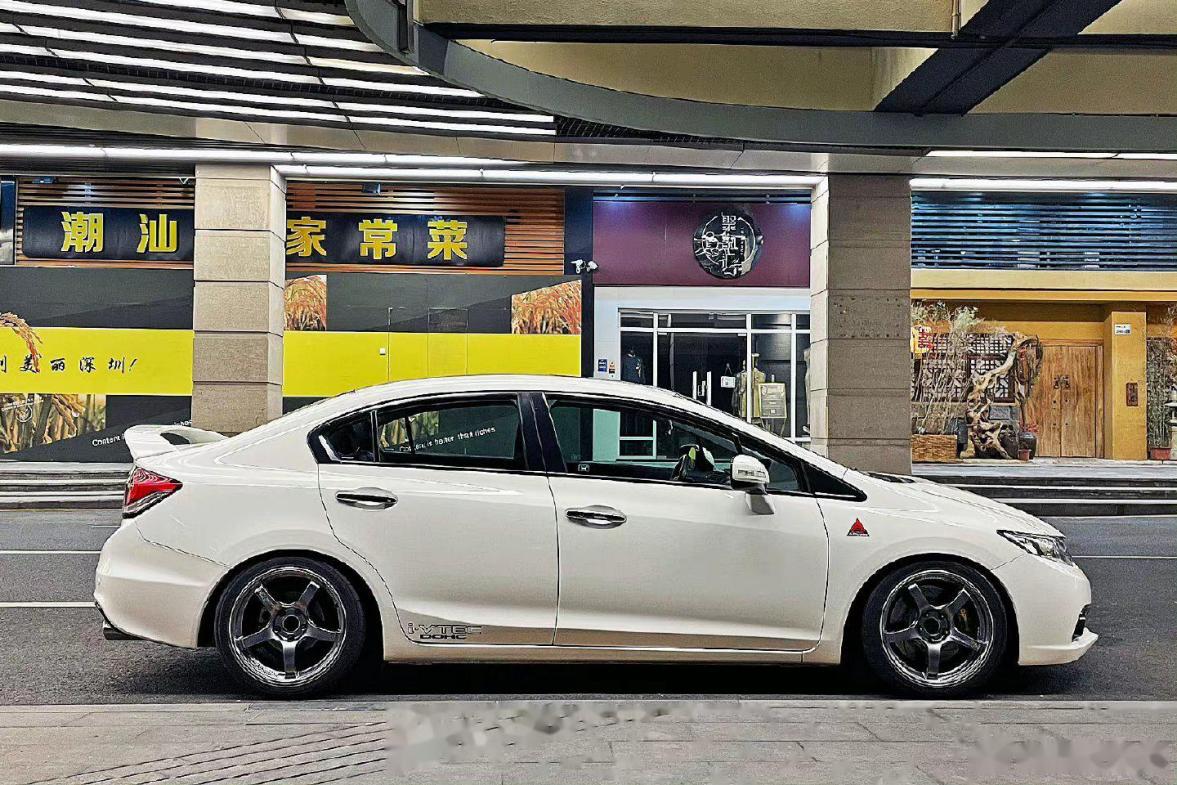 广汽本田雅阁试驾广州,本田雅阁cg5情怀车试驾