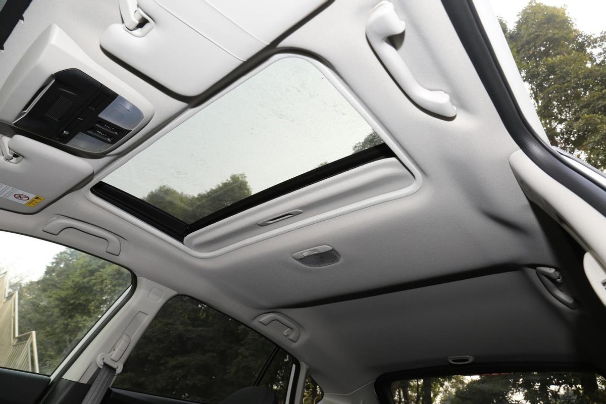 新款斯巴鲁xv上市售价19.18万元起,2019款斯巴鲁xv的越野性能