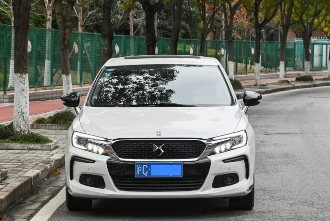 2015年ds1.6t二手多少钱,17年ds4s两厢二手车