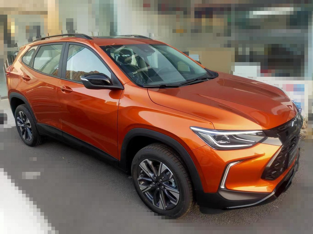 价格十万左右的合资suv所有车型,10万价位的suv和轿车哪个更好