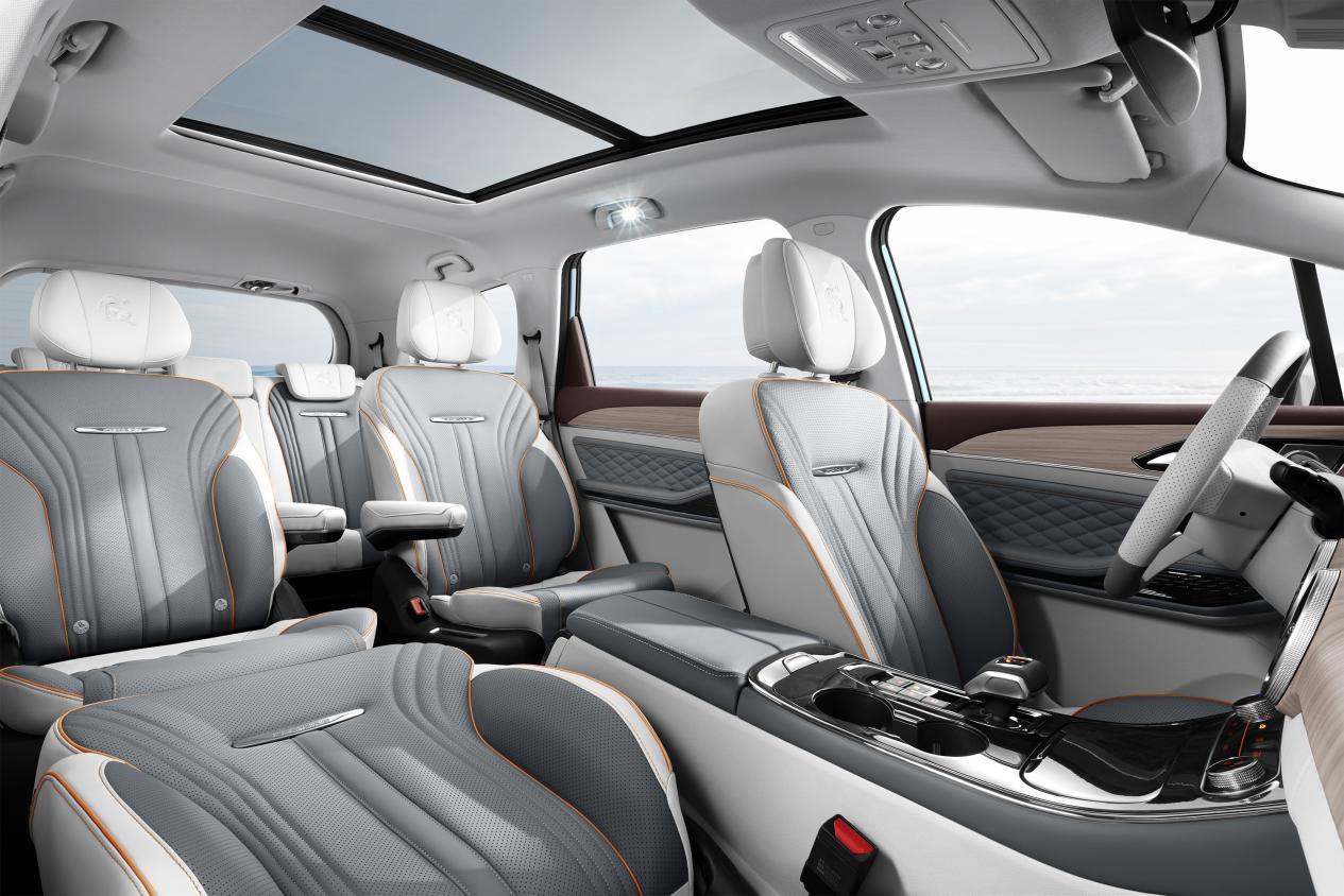 装得进全家欢乐的移动空间，风行游艇有话说