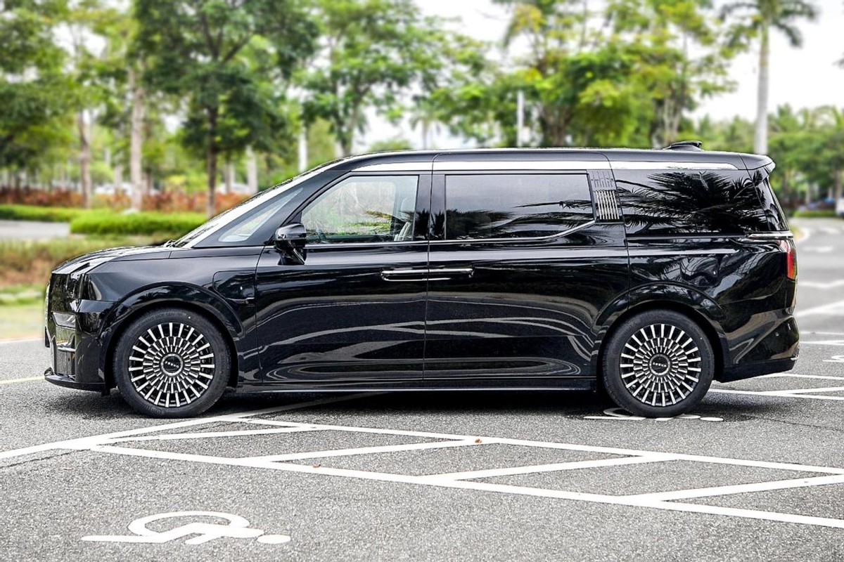 即将大七座纯电动mpv,纯电动汽车中型mpv